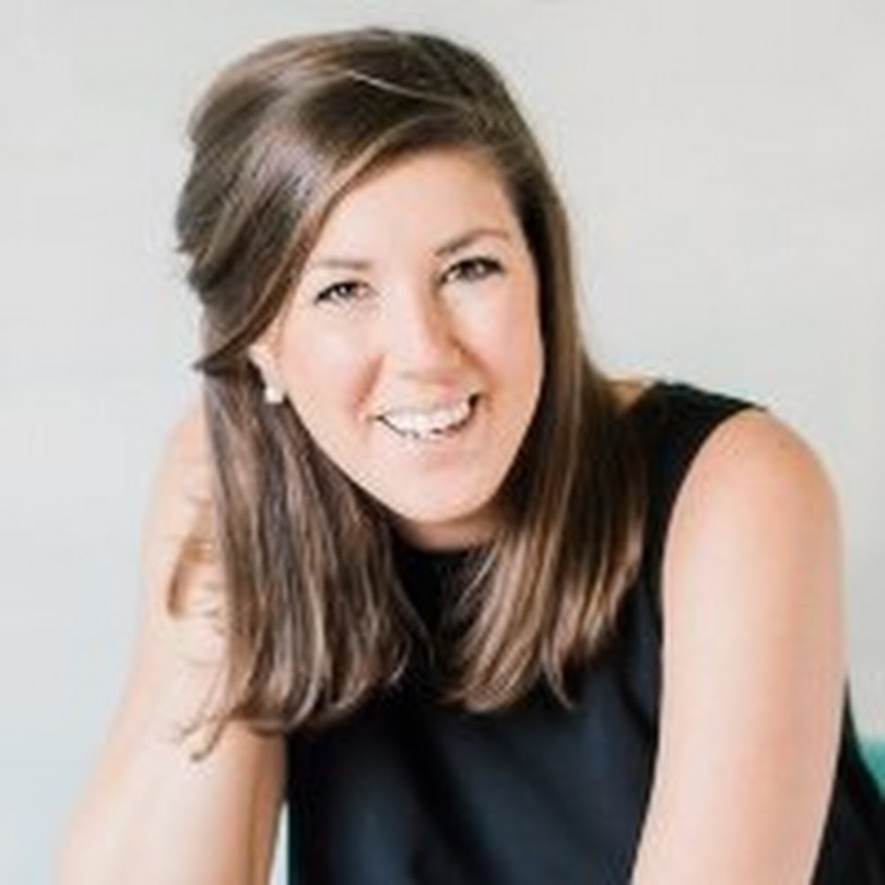 Meet your Posher, Carrye